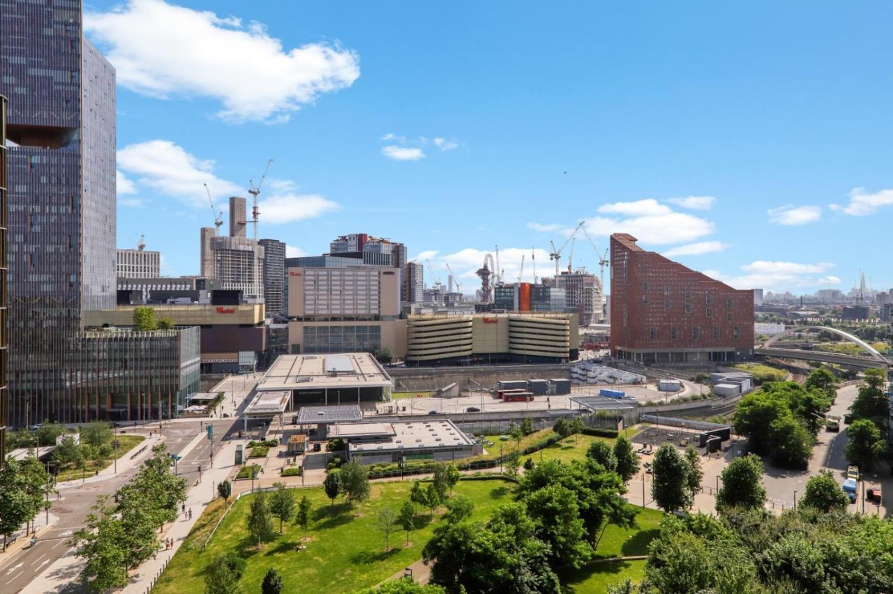 Ellie N Conys 3 Bedroom Apartment With 2 Bathrooms, An Ensuite, Kitchen And Balcony In Stratford Westfield 런던 외부 사진
